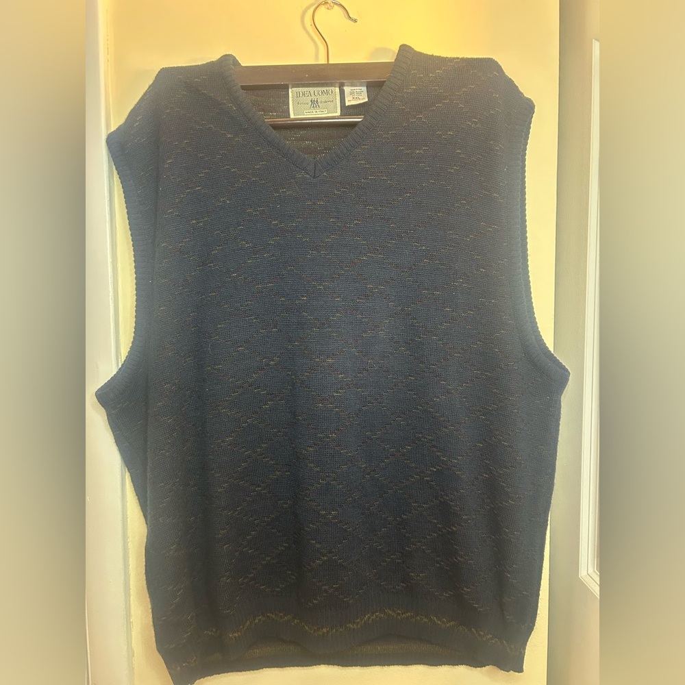 IDEA UOMO Men's Navy V-Neck Sweater Vest